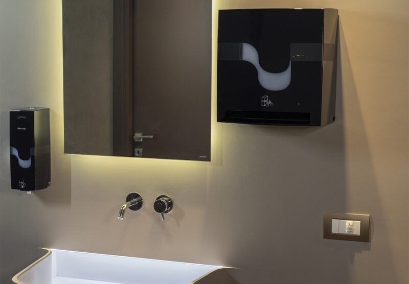 Dispenser sapuni me shkumë E-CONTROL FOAM SOAP – Black Battery – Kodi C95500 - Image 3