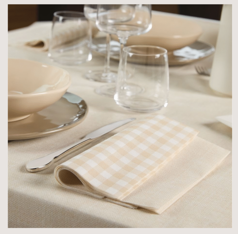 Peceta tavoline – INFIBRA VENUS– Vichy Sabbia – 39×39 cm (50 copë × 15 pako) – Kodi I-1912 - Image 2